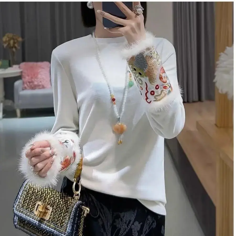 New Chinese Style National Trend Base Shirt Fashionable Design Cuff Splicing Embroidery Slimming Belly Covering T-Shirt