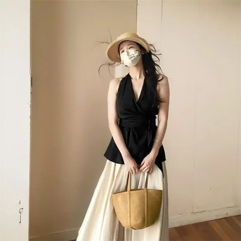 French Elegance Backless Halter Neck Sleeveless Vest Women Summer Pure Desire Design Sense Knot Versatile Short Top Trendy