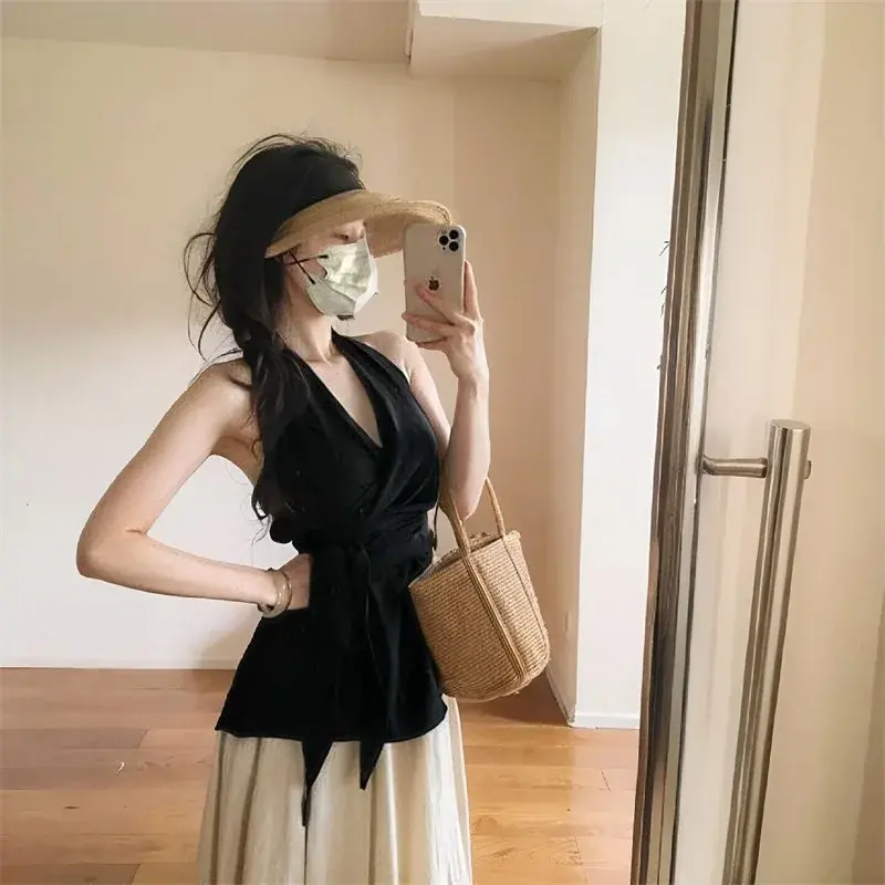 French Elegance Backless Halter Neck Sleeveless Vest Women Summer Pure Desire Design Sense Knot Versatile Short Top Trendy