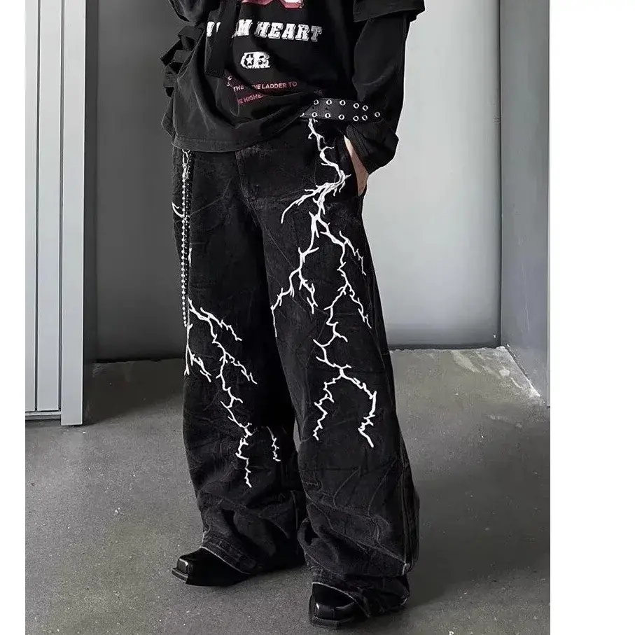 Vintage American Style Embroidered Lightning Bolt Jeans For Men And Women Casual Loose Fit Straight Leg Hip Hop Streetwear