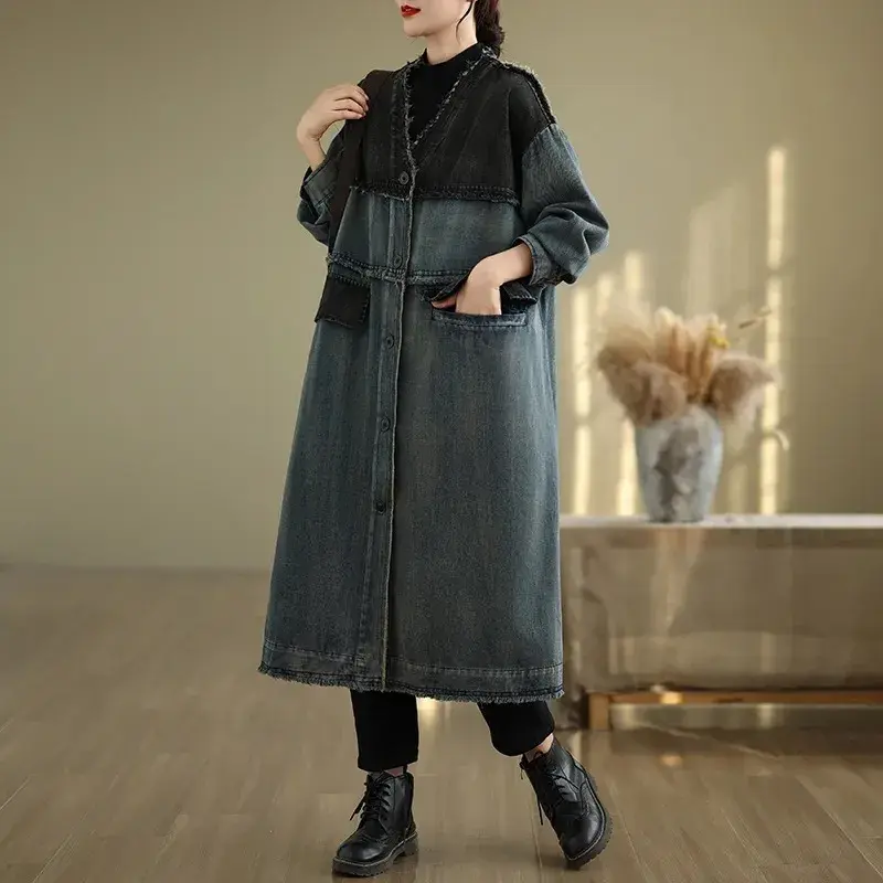 Heavy Duty Washed V-Neck Loose Fit plus Size Retro Casual Denim Jacket Women Trendy Coat with Frayed Hem Mid-Length Outerwear