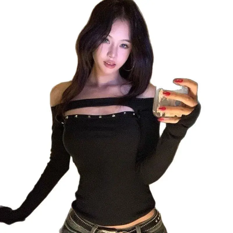 Retro American Black Hollow out Long Sleeve Women's T-shirt Slim Fit Short Style Sexy Spicy Spring Fashion Top for Ladies