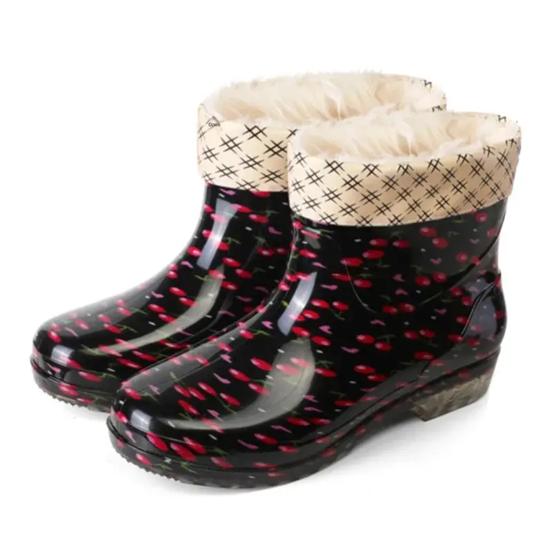 Winter Short Women's Rain Boots Crystal Flower Pattern Kitchen Cleaning Mom Countryside Rain Shoes Anti-Slip Bottom Water Shoes