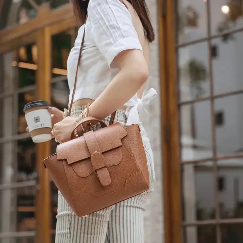 2024 New European Style NicheDesign Women's Crossbody Bag Dual Shoulder Multi-Functional Commuter Bag Motorcycle Equipment Acces
