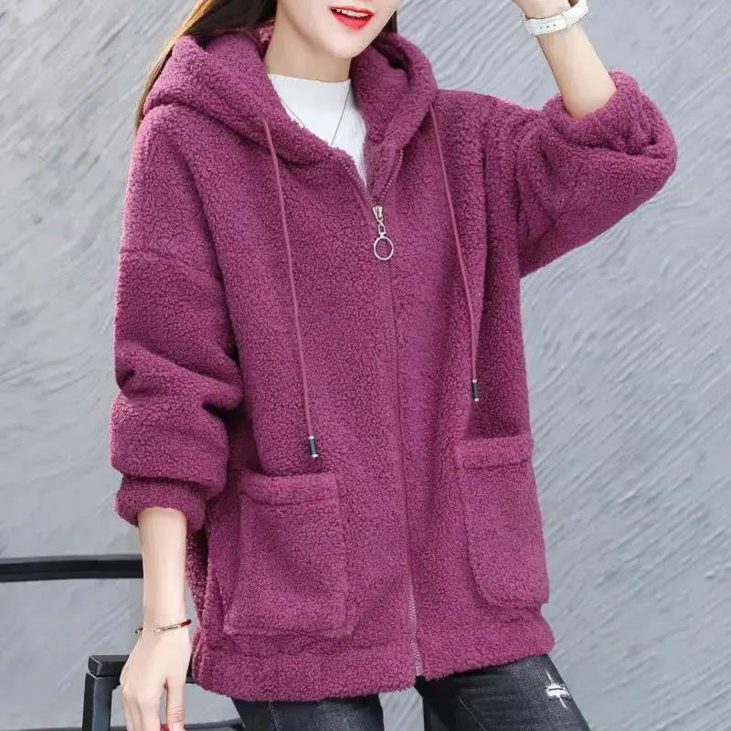 Plus Size Women's Faux Lamb Velvet Jacket Loose Fit Hoodie Style Winter Thickened Coat Korean Version Autumn Winter Outerwear