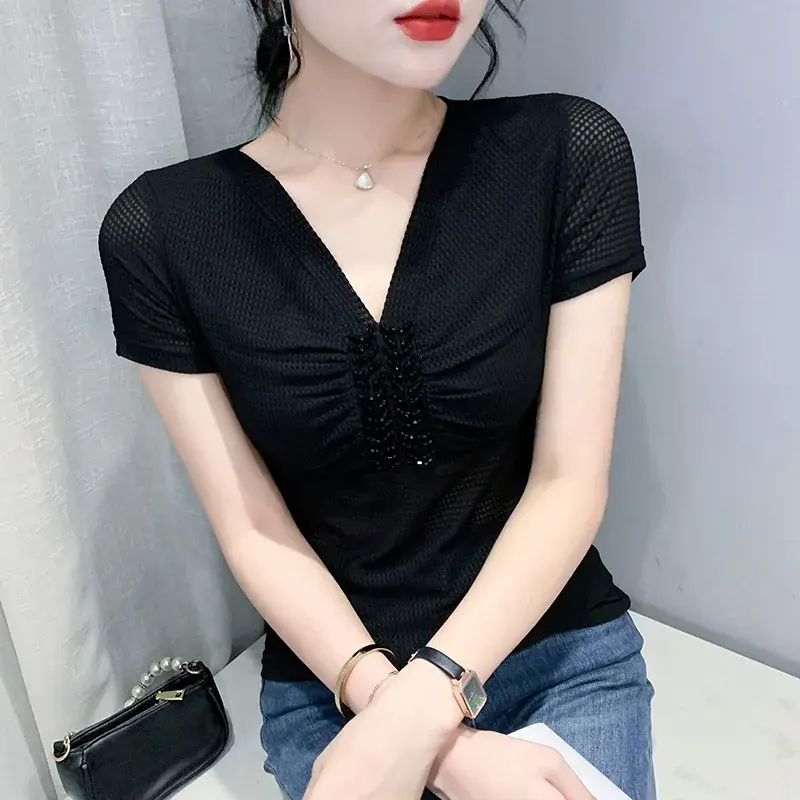 2024 Summer New Arrival Design SensibilityNicheV-Neck Embellished Short SleevesT-Shirt Women's Slimming Versatile Top