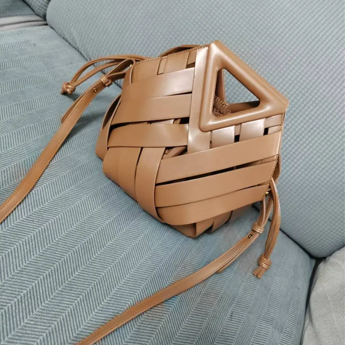 Elegant High-End Fashionable Women's Basket NicheDesign Hand-Woven Cross-Border Bag New 2024 Model Motorcycle Equipment Accessor