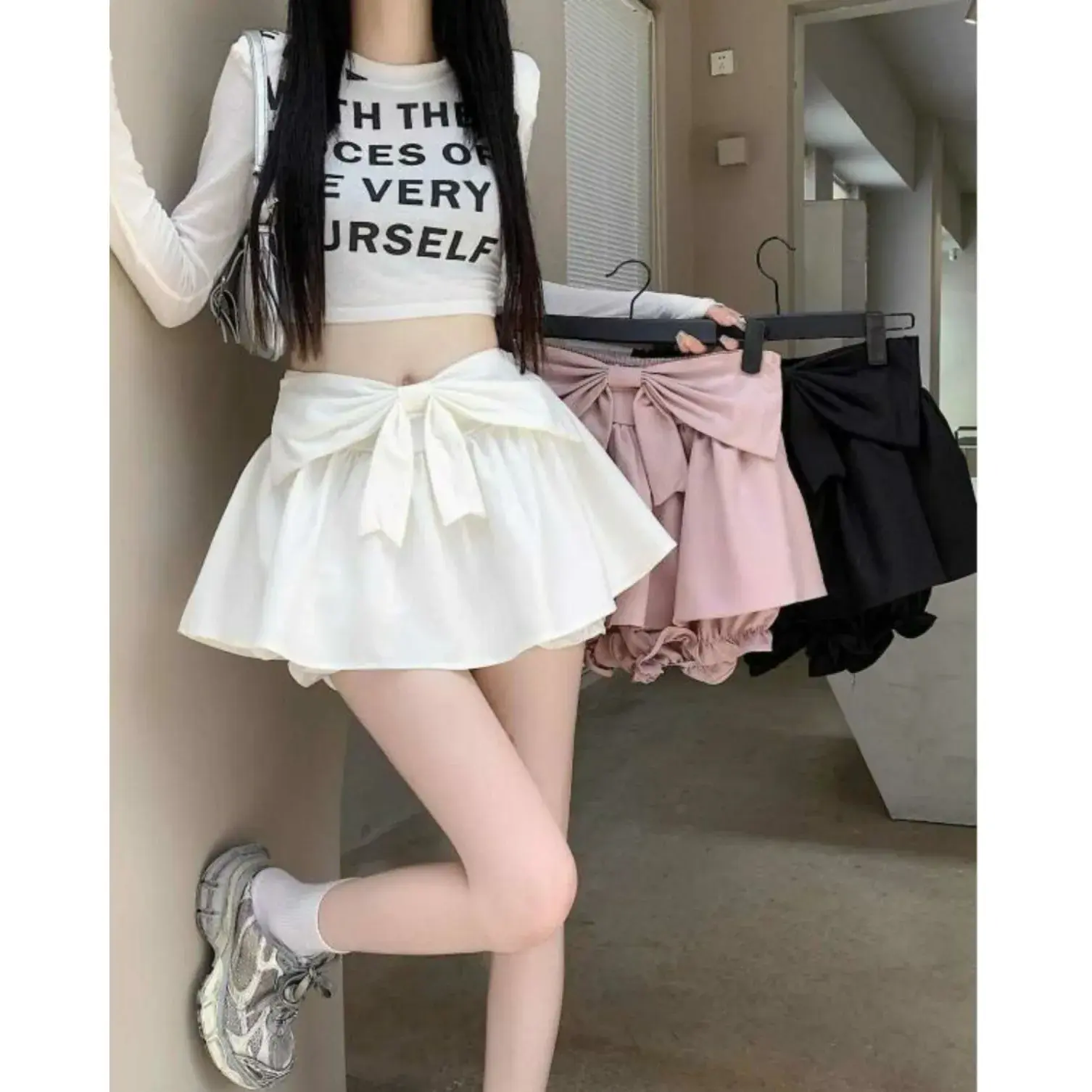 324