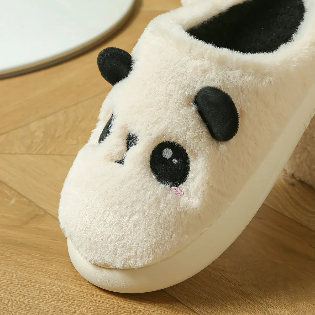 2024 New Couple Soft Bottom Non-Slip Sweat Absorbent Plush Slippers Cute Panda Design For Autumn/Winter Warm Comfort