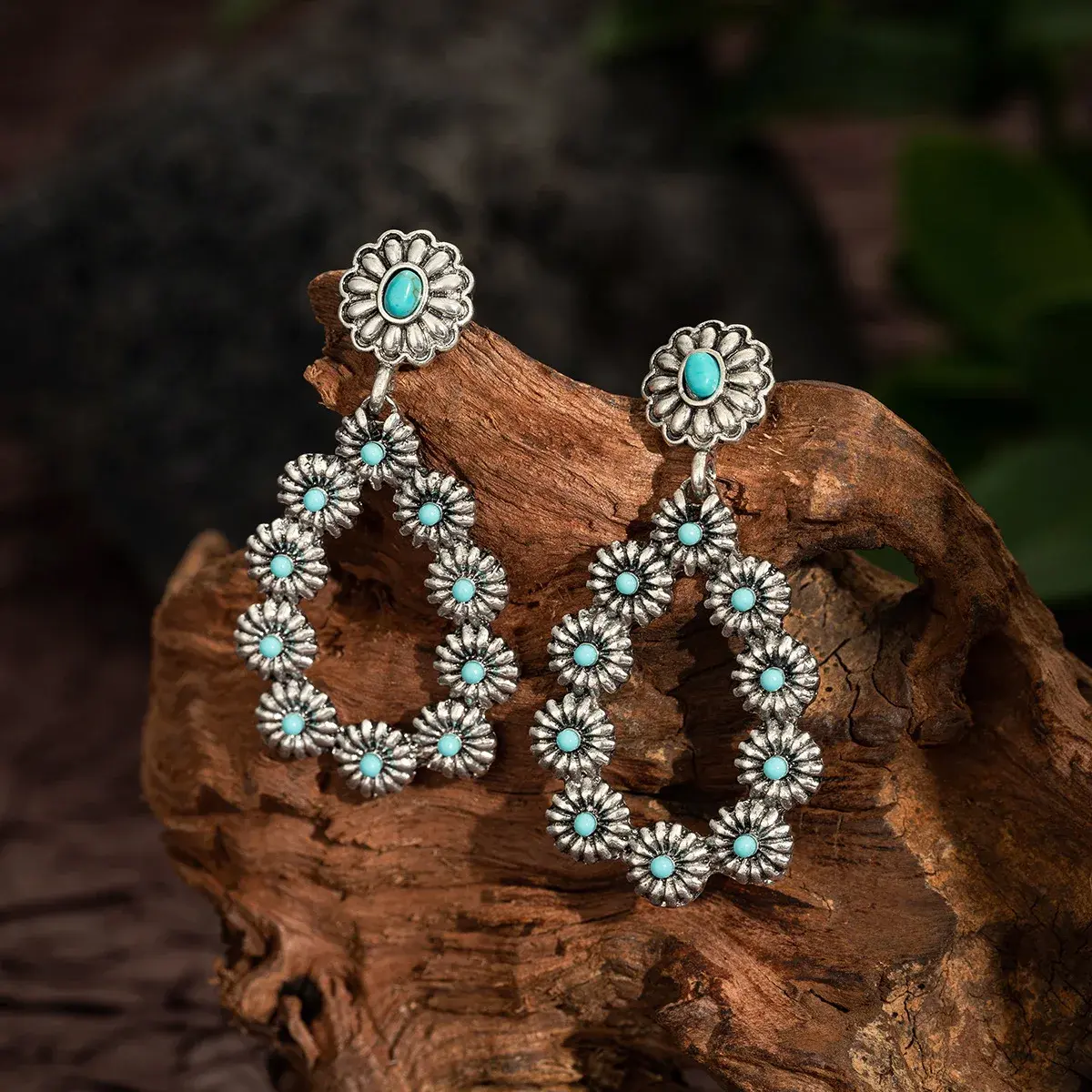 Vintage Natural Stone Earrings Fashionable Green Aloe Ear Pendants Bohemian Ethnic Long Ear Decorations For Women