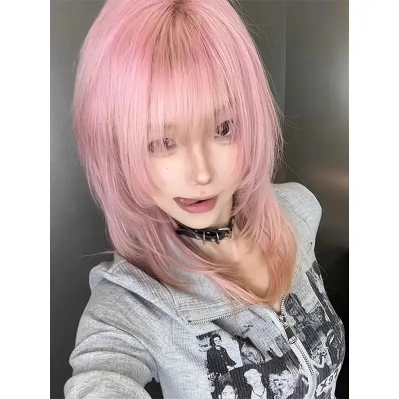 Fashionable Short Straight Pink Fringe Wig Women's Layered Hair Full Head Covering Elegant Chignon Hair Extension