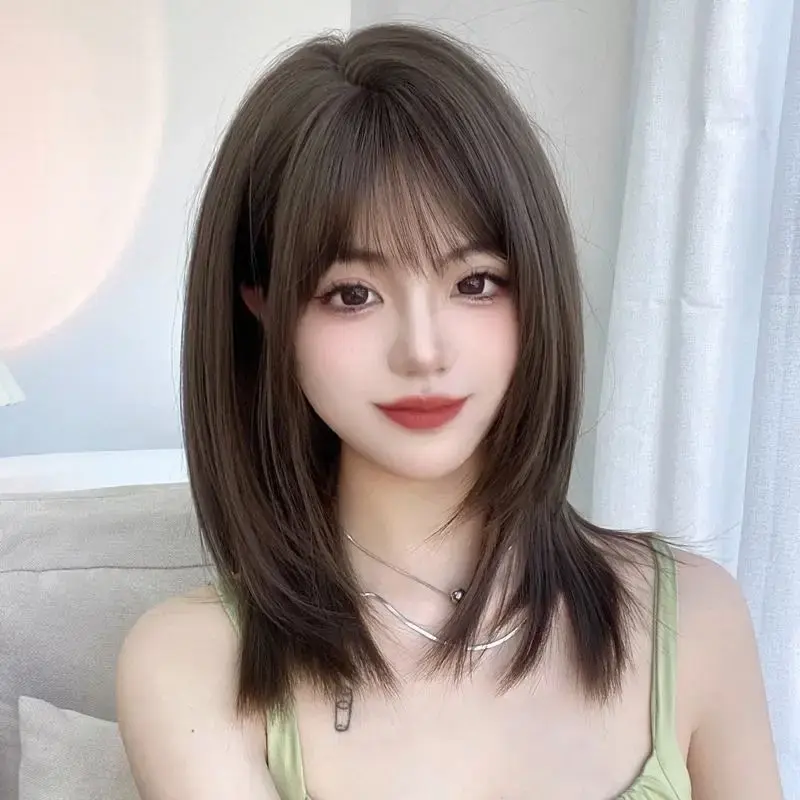 Natural Short Hair Wig for Women Full Head Cover Cute Affordable Popular Shoulder Length Hair Extensions Easy to Wear And Mainta