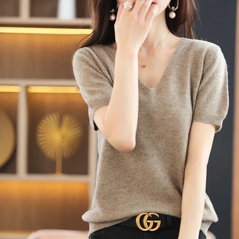 Summer New Knit Short Sleeve V-Neck Slimming Cropped Top For Women Elegant Smooth Slim Fit Half Sleeve Inner Outer Wear Design