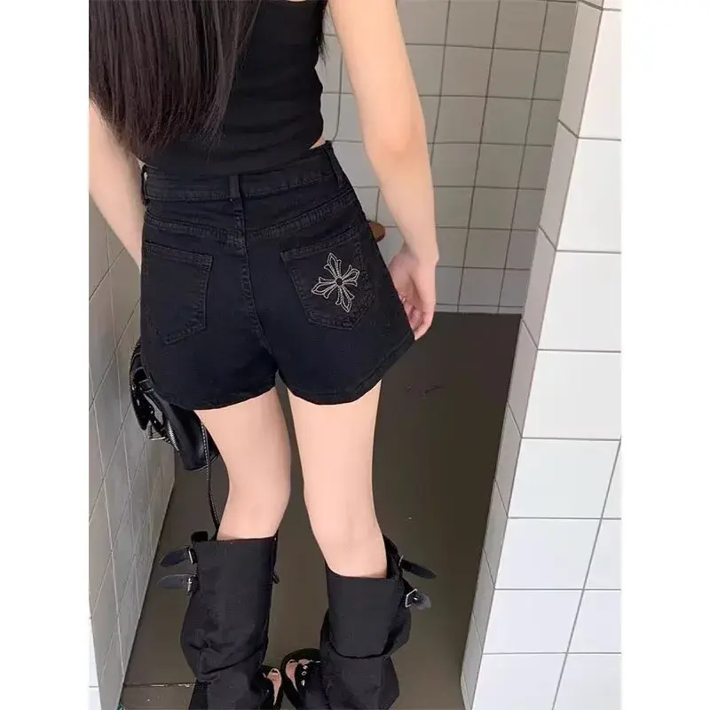 American Washed Embroidered High Waist Slim Fit Elastic Black Jeans Shorts Women Summer Style Low Waist Chinese Production