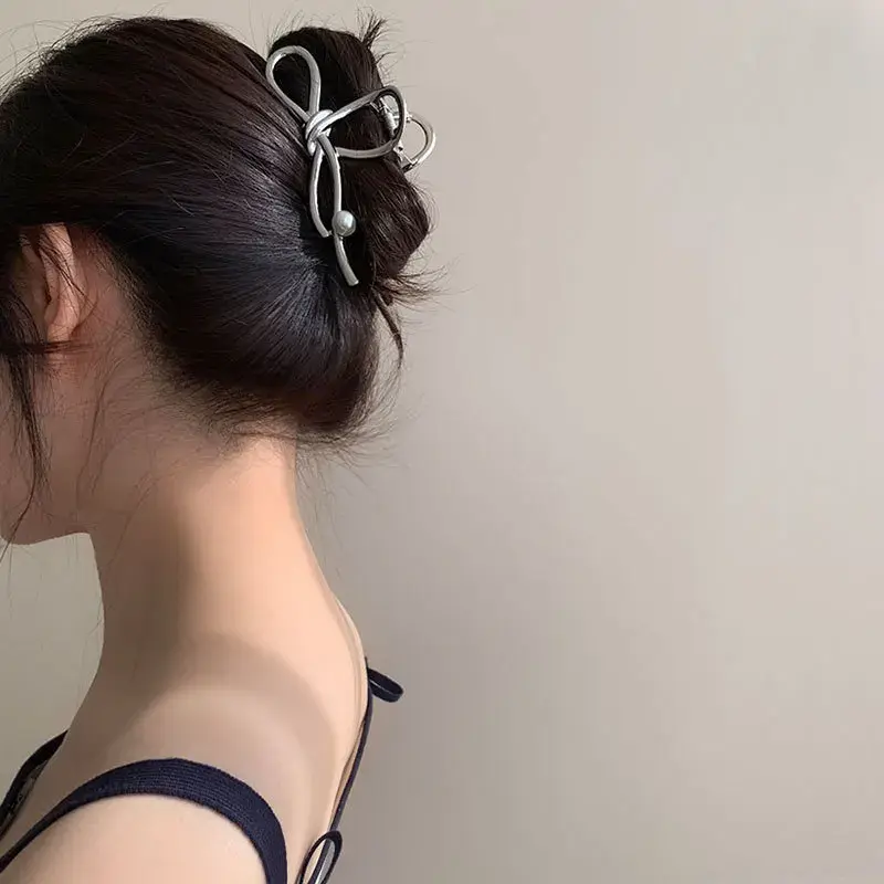 Korean Style Large Size Metal Hair Claw Simple Elegant Butterfly Knot Shark Clamp Women's Hair Accessories for Professional Salo