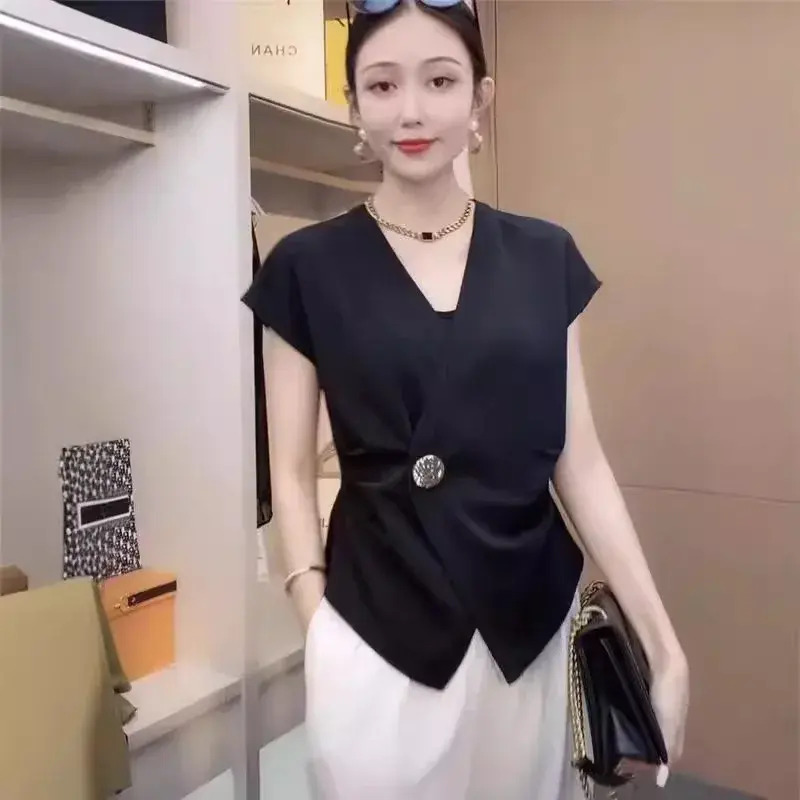 Slim Fit Short Sleeve Shirt Women's V-neck T-shirt French Design Sensation Summer Fashion Top Quality Polyester Fiber