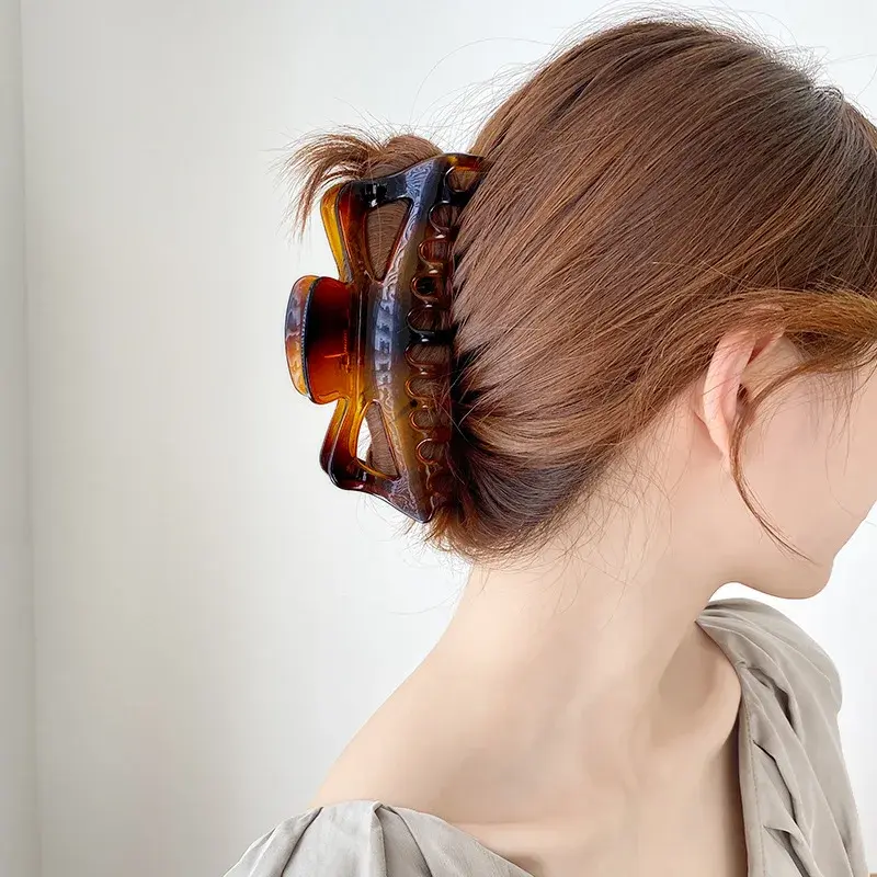Extra Large Hair Claw Clip Women's Spring Back of Head Elegant Hair Quantity Shark Clamp Popular Hot Sale Of The Season New Styl