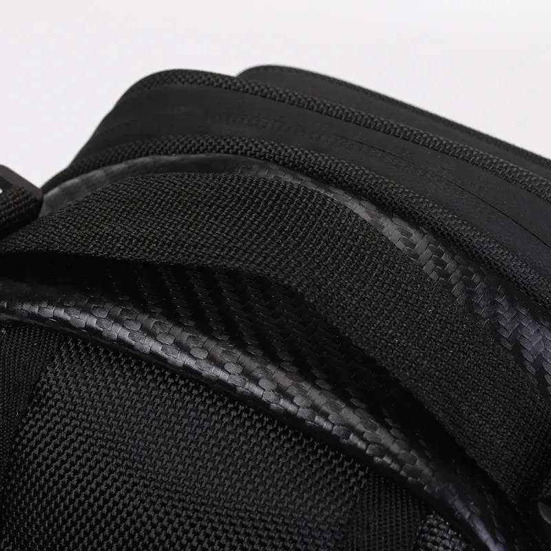 New Motorcycle Fuel Tank Bag Waterproof Large Screen Navigation Bag With Earphone Hole Magnet Motorcycle Equipment Accessories