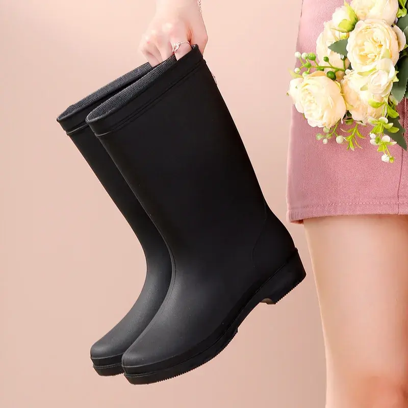 British Fashion Thickened Anti-Slip Matte Finish Women's Mid-Calf Rain Boots Waterproof Kitchen Mom Water Shoes Warm Covers