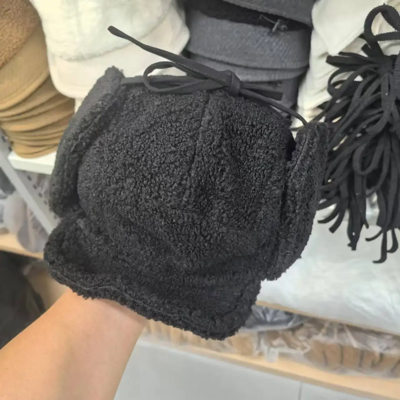 Hot Sale Of The Season New Women's Winter Lamb Fur Baseball Cap Cycling Ear Protection Flying Hat Fleece Lined Thickened Lei Fen