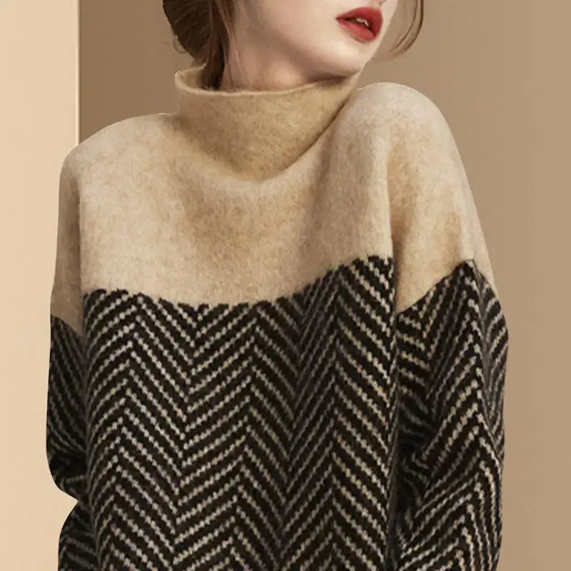 Thickened High Collar Women's Base Shirt Loose Inner Wear Winter Warm Slimming Knitwear Suitable for Autumn And Winter