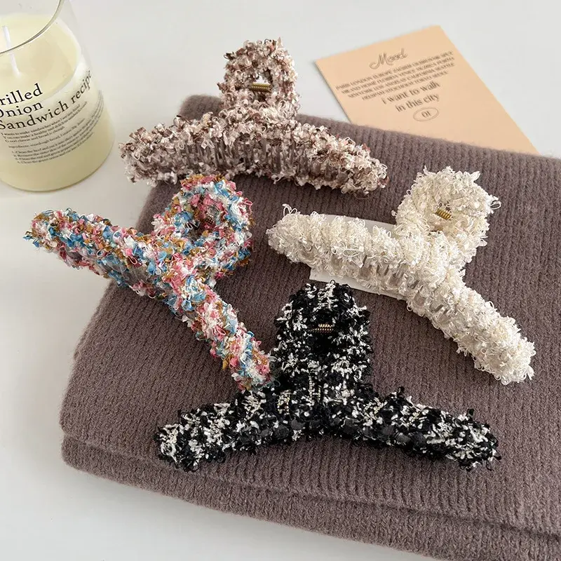 Plush Hair Claw Shark Clamp Large Size Simple Autumn Winter Hair Accessories Woven Fabric Super Large Hairpins for Professional
