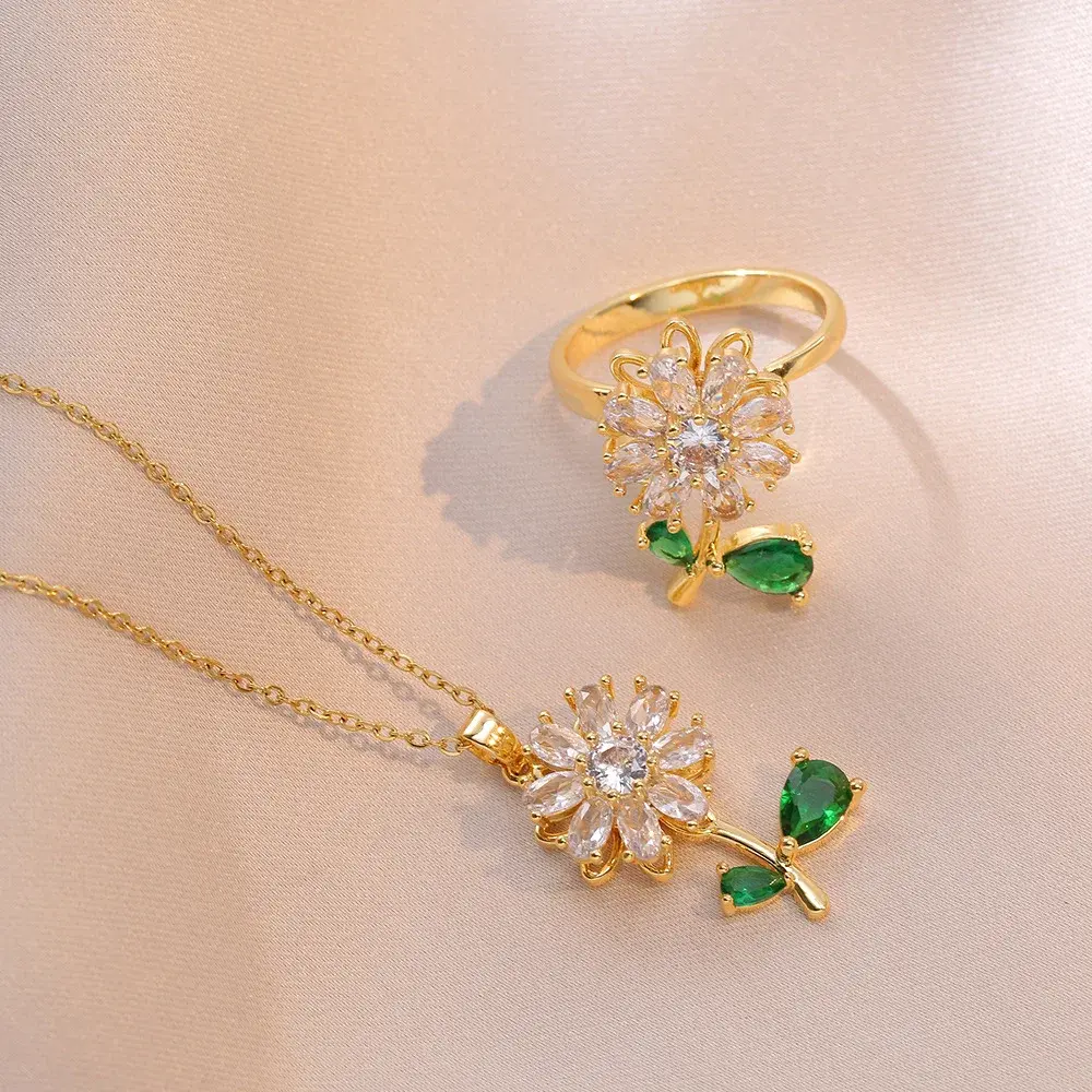 Women's Fashionable Korean-Style Rotating Sunflower Zircon Necklace Nicheins Bracelet Elegant Clavicle Chain