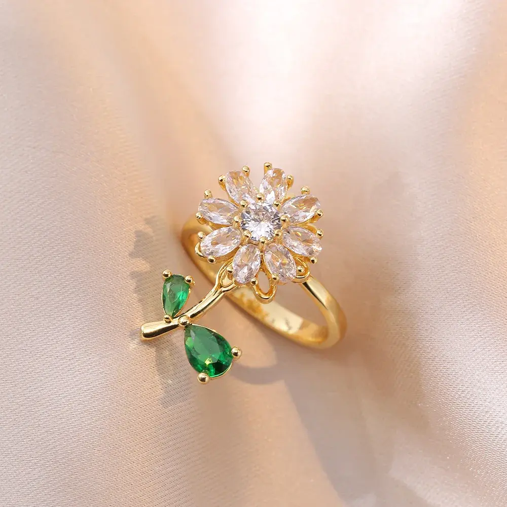 Women's Fashionable Korean-Style Rotating Sunflower Zircon Necklace Nicheins Bracelet Elegant Clavicle Chain