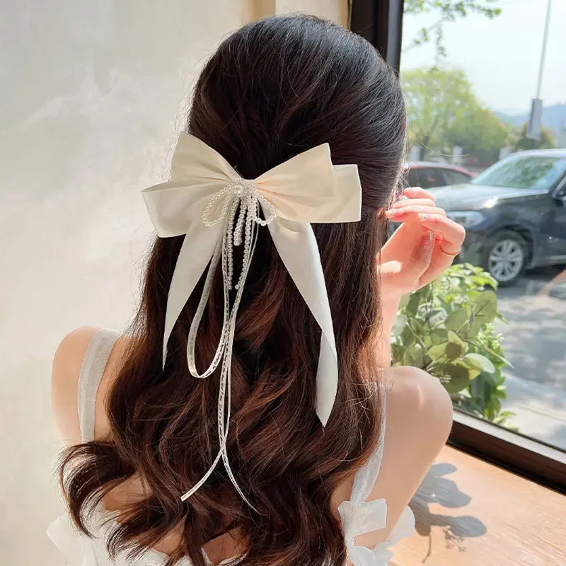 Elegant Pearl Butterfly Knot Hair Clip Women's Side Top Fairy Tale Hair Accessories Professional Salon Partition Fixed Hair Clip