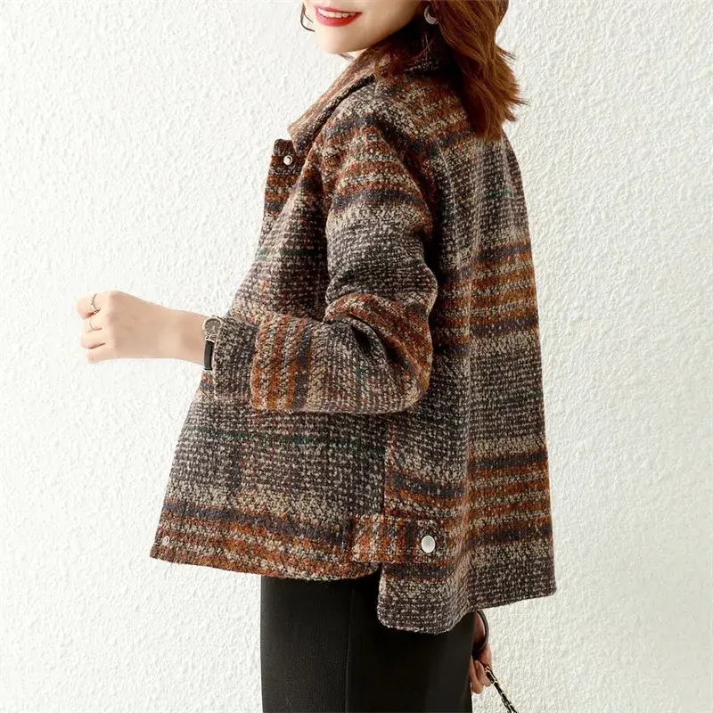 Plus Size Winter Thickened Short Plaid Woolen Coat Women's plus Size Stylish Casual Outerwear Korean Style Fashionable Female...