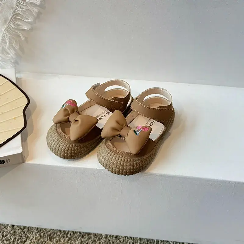 Summer Children's Fashion Sandals Breathable Small Women's Casual Shoes Vintage Hollow Out Walking Baby Soft Bottom Sandals