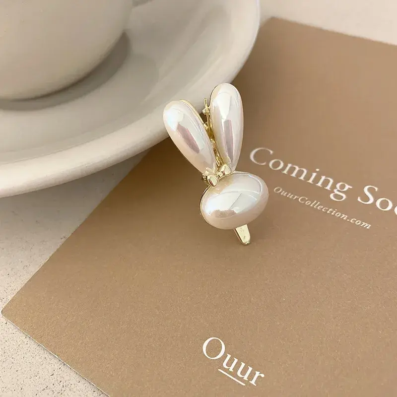 Cute Little Rabbit Pearl Hair Clips Women's Summer Sweet Side Duckbill Hair Accessories Professional Salon Partition Fixed Hair 