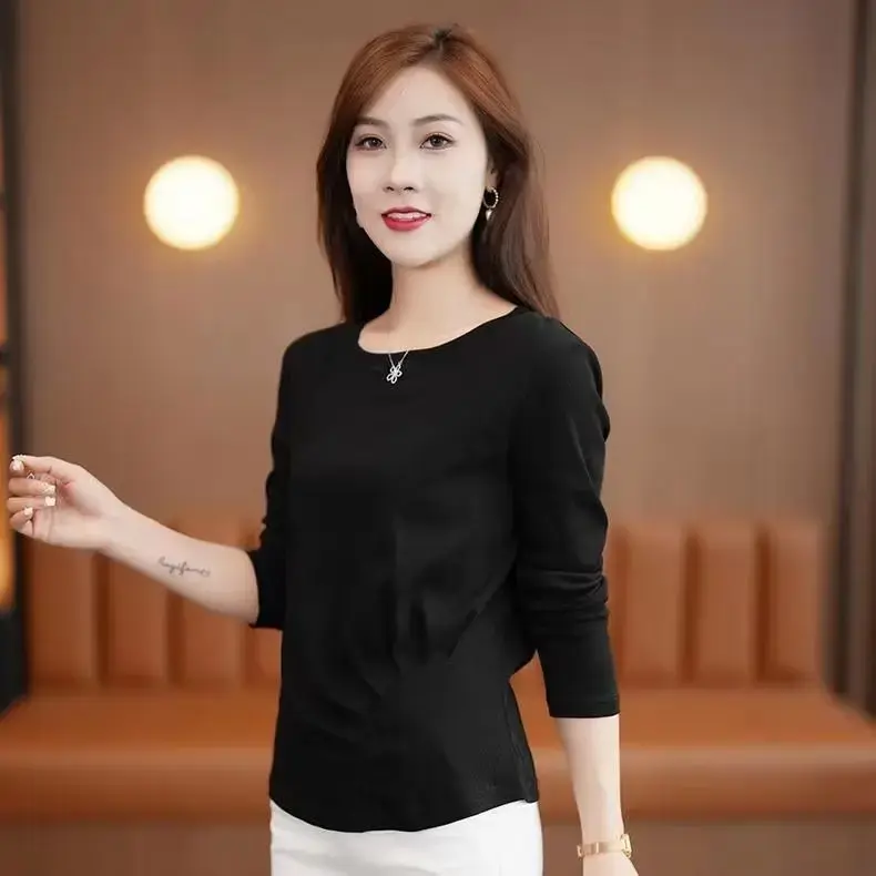 Fashionable Autumn 2023 Slimming Long Sleeve T-Shirt: Versatile Design Sensible Pleated Solid Color Base Layer Top For Men And W