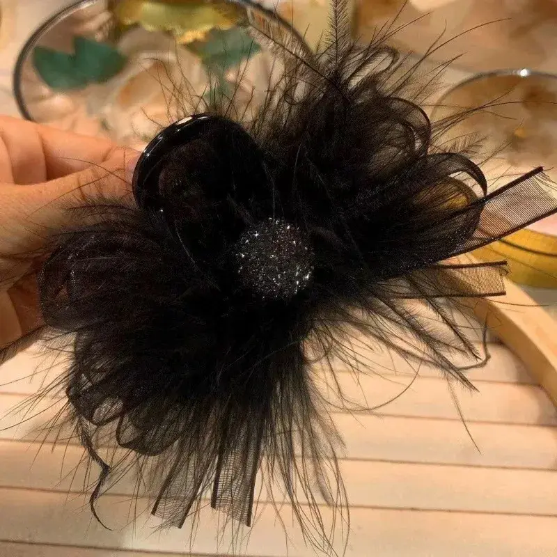 Elegant Black Feather Hair Clip Net Shawl Shark Clamp Versatile Hair Accessories Professional Salon Hairpins Headwear