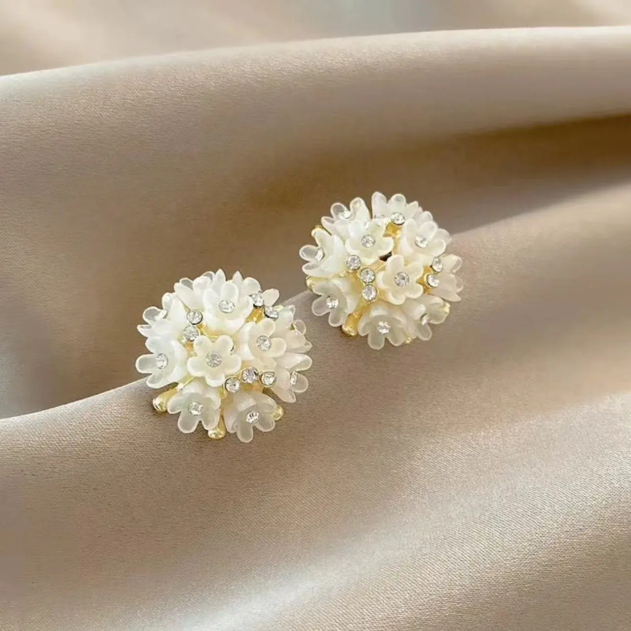 S925 Silver Needle Luxury Niche Design Sensibility Floral Earrings Cold Wind Earring Women's New Trendy Ear Jewelry Earring