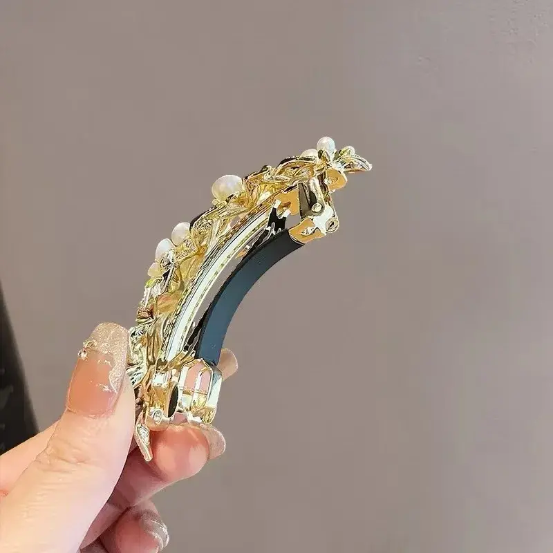 Spring New Pearl Shell Flower Women Top Clip Horizontal Hair Card Medium Rhinestone Spring Clamp Elegance Tail Clip