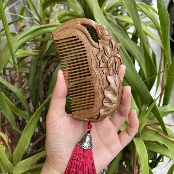 Natural Gold Thread Sandalwood Carved Wooden Comb Massage Anti-Hair Loss Static Electricity Home Gift Professional Salon Brush
