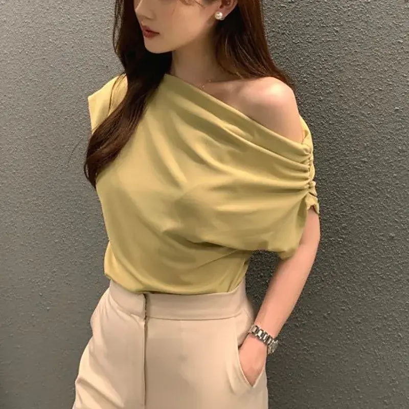 Korean Chic Summer New Loose Pure Color Hoodie Short Sleeve T-Shirt Asymmetrical Shoulder Design Women's Fashion Top