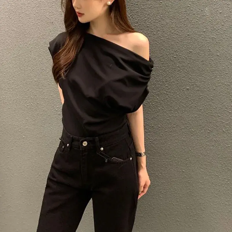Korean Chic Summer New Loose Pure Color Hoodie Short Sleeve T-Shirt Asymmetrical Shoulder Design Women's Fashion Top