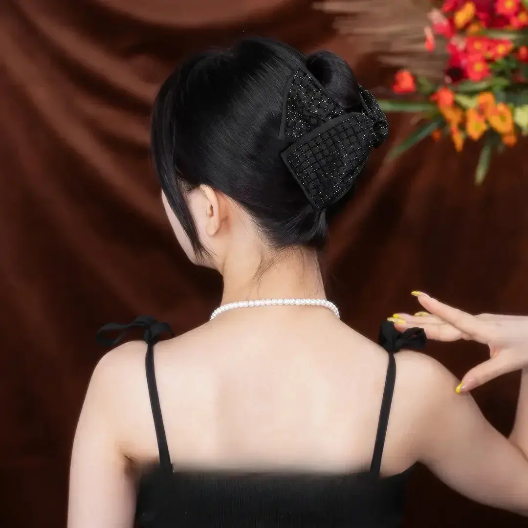 French Queen Style Gingham Shark Fin Hair Clip Elegant Versatile Hair Accessories Professional Salon Partition Fixed Hair Clips