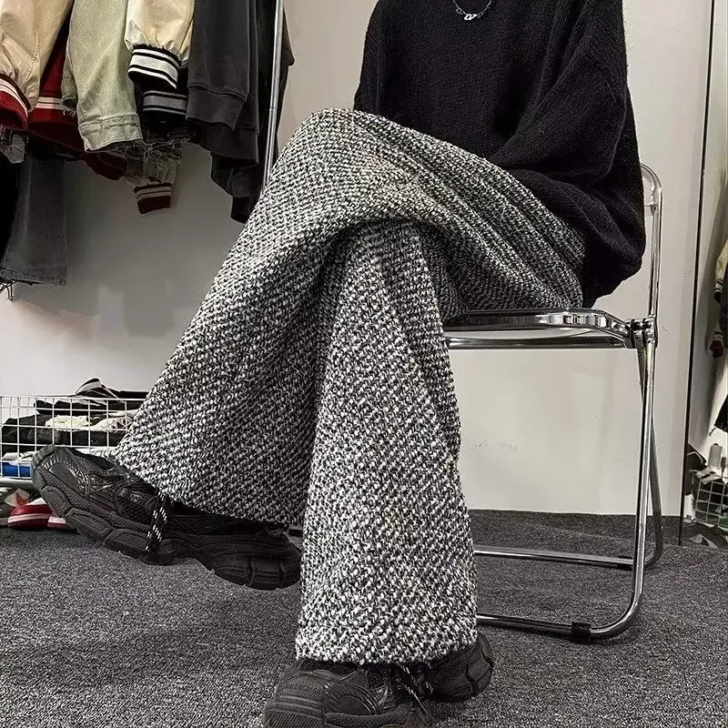 324