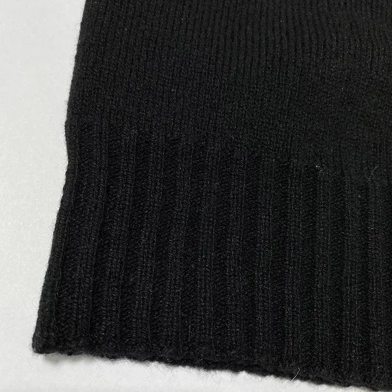Subhuman Men's Autumn/winter Warm Knit Wool Pullover Trendy Superhero Chicken Eye Decoration Cold Round Top Trendy Hat