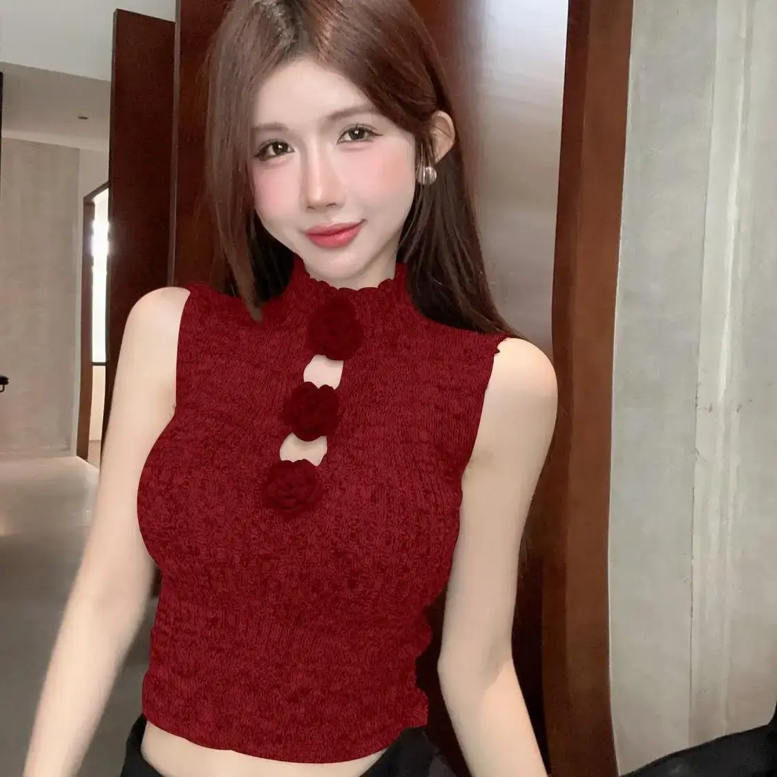 Pure Desirable Sexy Hollow out Top Women's French Style Summer Flower Sleeveless Strap Vest Slimming Beauty Outerwear Tank Top
