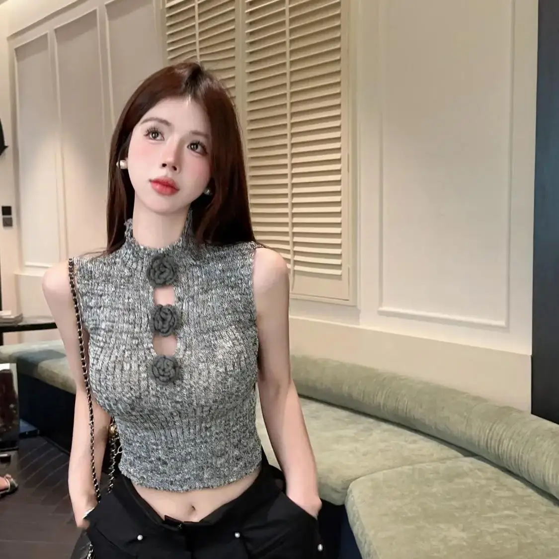 Pure Desirable Sexy Hollow out Top Women's French Style Summer Flower Sleeveless Strap Vest Slimming Beauty Outerwear Tank Top