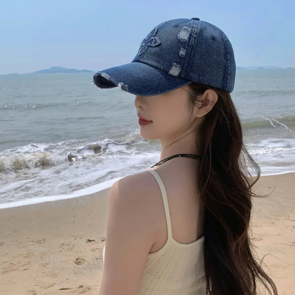Washed Vintage Denim Baseball Cap Women's Small Duckbill Hat Wide Brim Floppy Hat Crossbody Versatile Hole Punching Hat