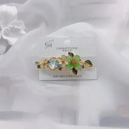Crystal Embedded Hair Clips Spring Clamp Fashionable Diamond Studded Side Bangs Hair Grips Professional Salon Hair Accessories