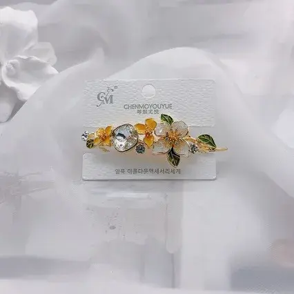 Crystal Embedded Hair Clips Spring Clamp Fashionable Diamond Studded Side Bangs Hair Grips Professional Salon Hair Accessories
