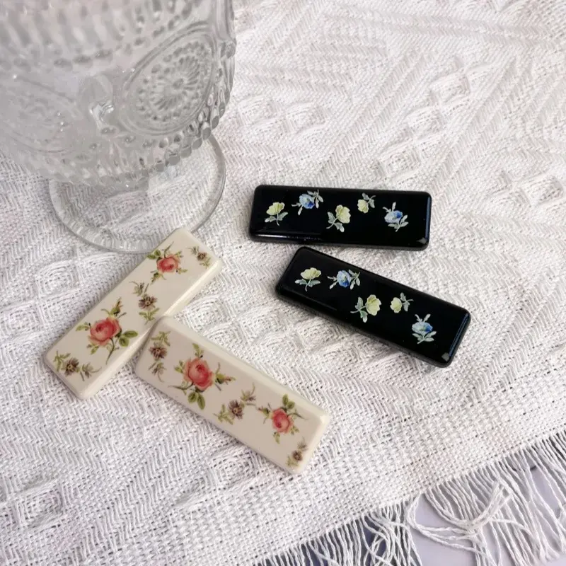 Irregular Triangle Square Hair Clip Blogger Side Flower Spring Summer Versatile Retro Professional Salon Partitioning Clips