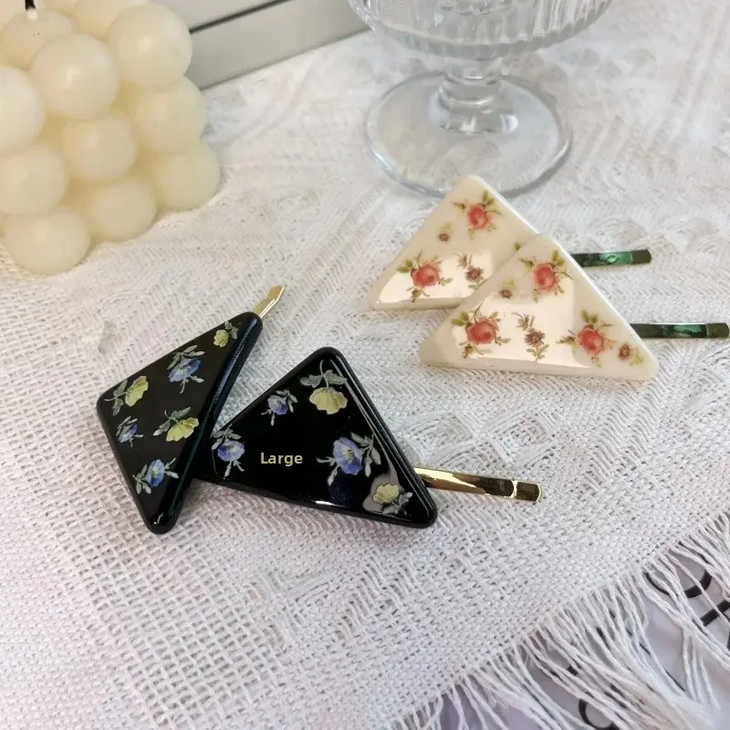 Irregular Triangle Square Hair Clip Blogger Side Flower Spring Summer Versatile Retro Professional Salon Partitioning Clips