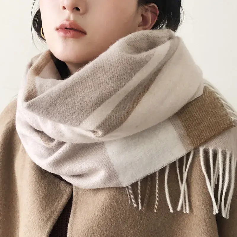 Australian Wool Plaid Scarf Women's Winter Warm Neck Warmer Versatile Fashionable Pure Wool Thickened Fringed Scarf Motorcycle H